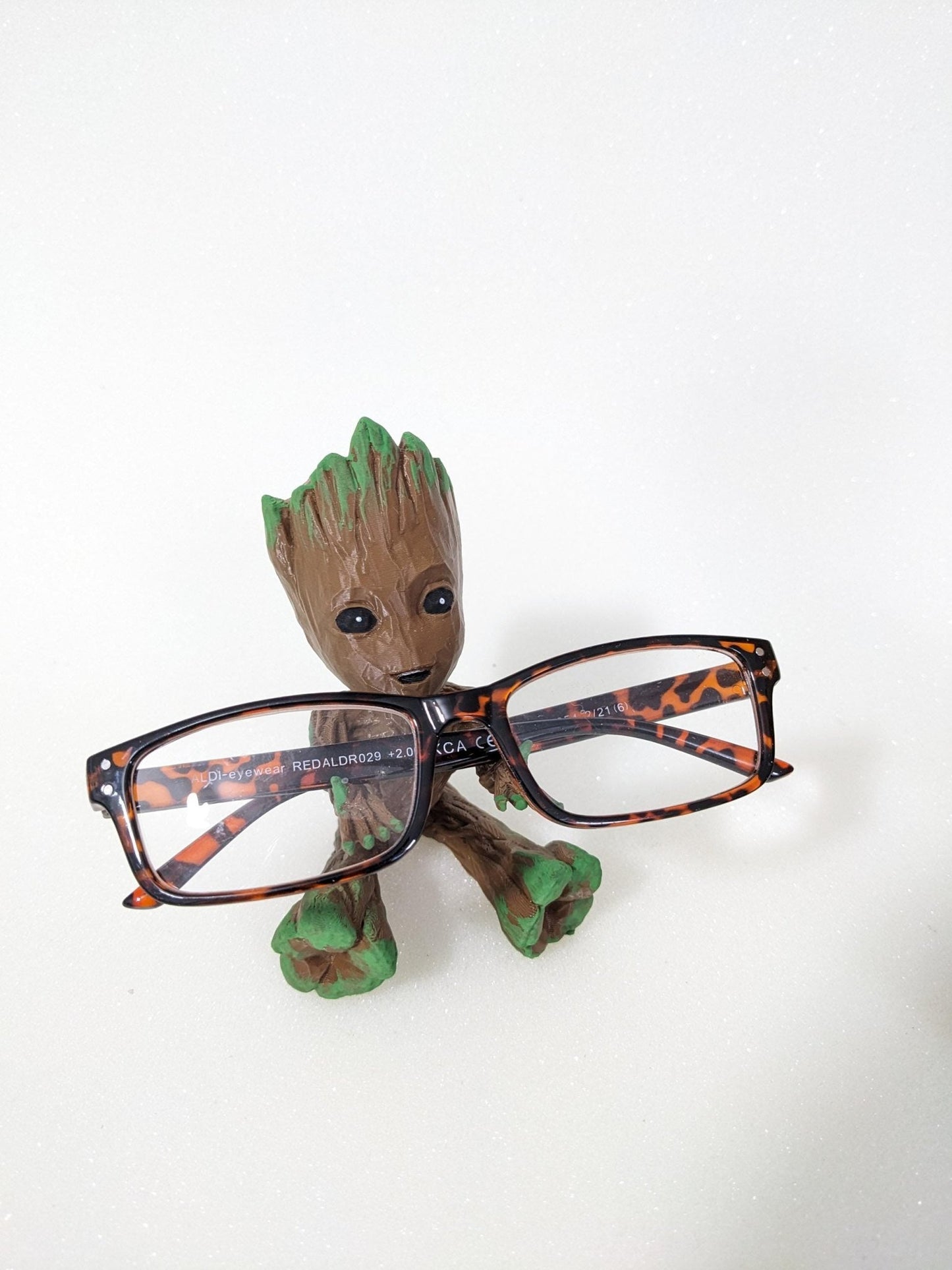 Baby Groot universal holder for remote control, glasses, rings, pens, watches - Chaddyverse