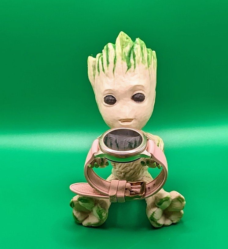 Baby Groot universal holder for remote control, glasses, rings, pens, watches - Chaddyverse