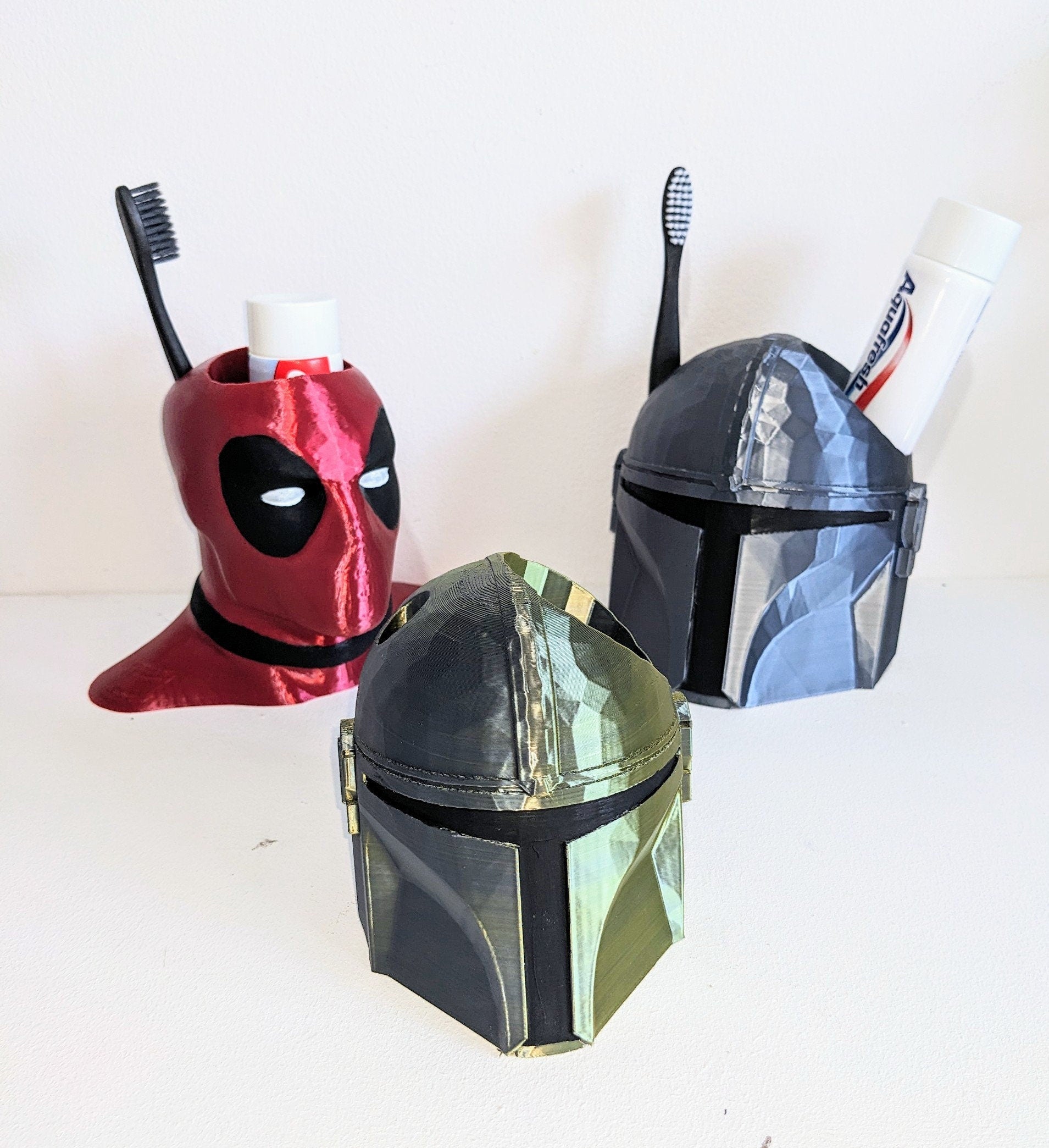 Mandalorian Helmet office pen holder. Star wars collectable Boba Fett theme