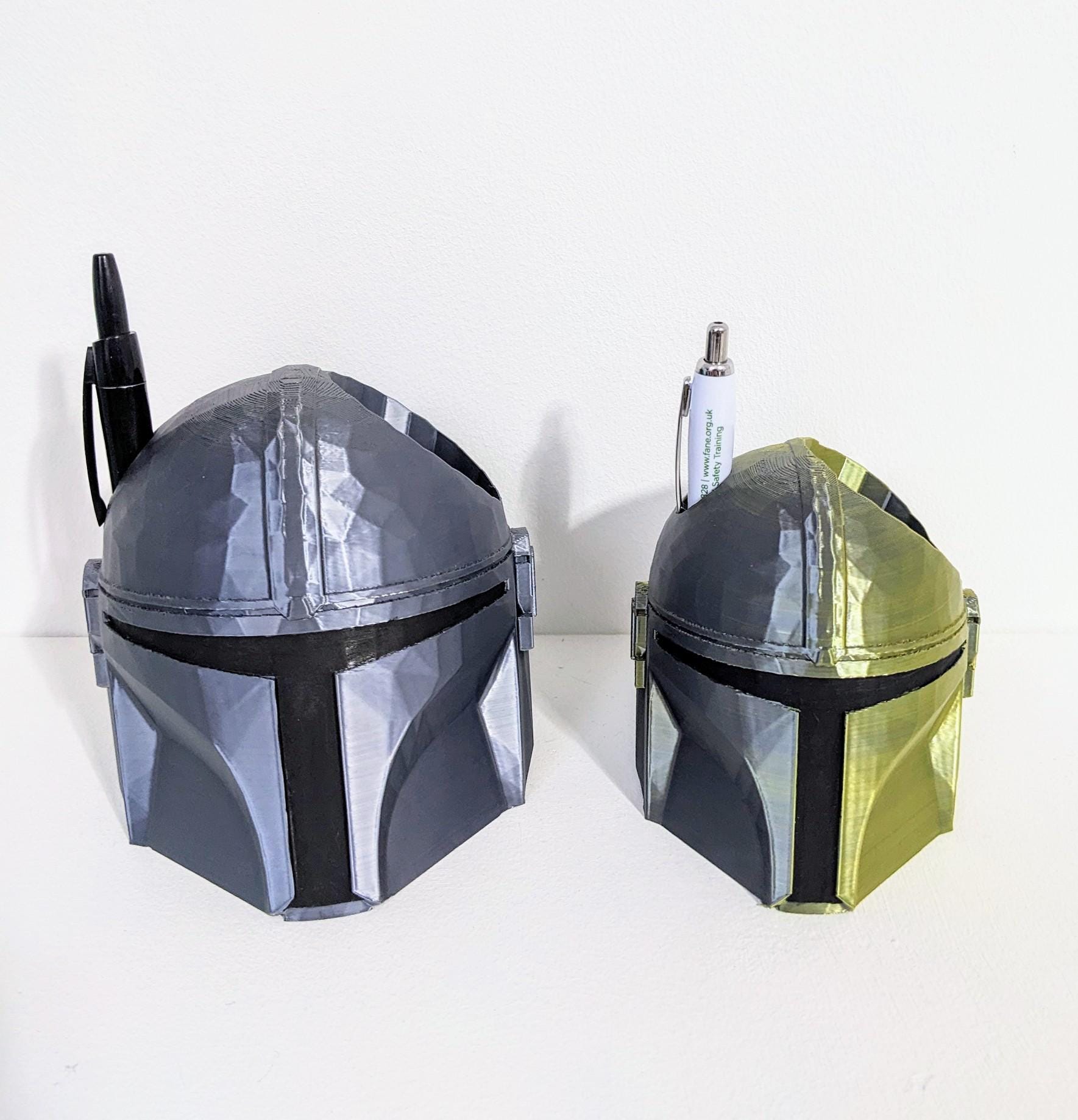Mandalorian Helmet office pen holder. Star wars collectable Boba Fett theme