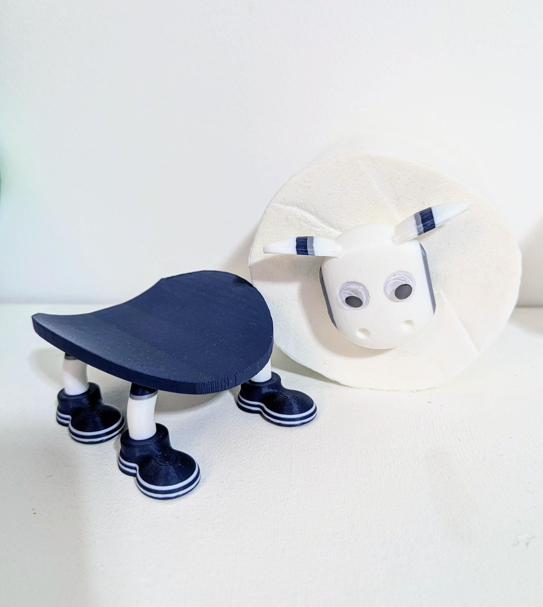 Premiersheep Tottenham Hotspur Toilet Roll Holder – New 2025/26 Football Fan Gift – Universal Fit – Custom Spurs Boots