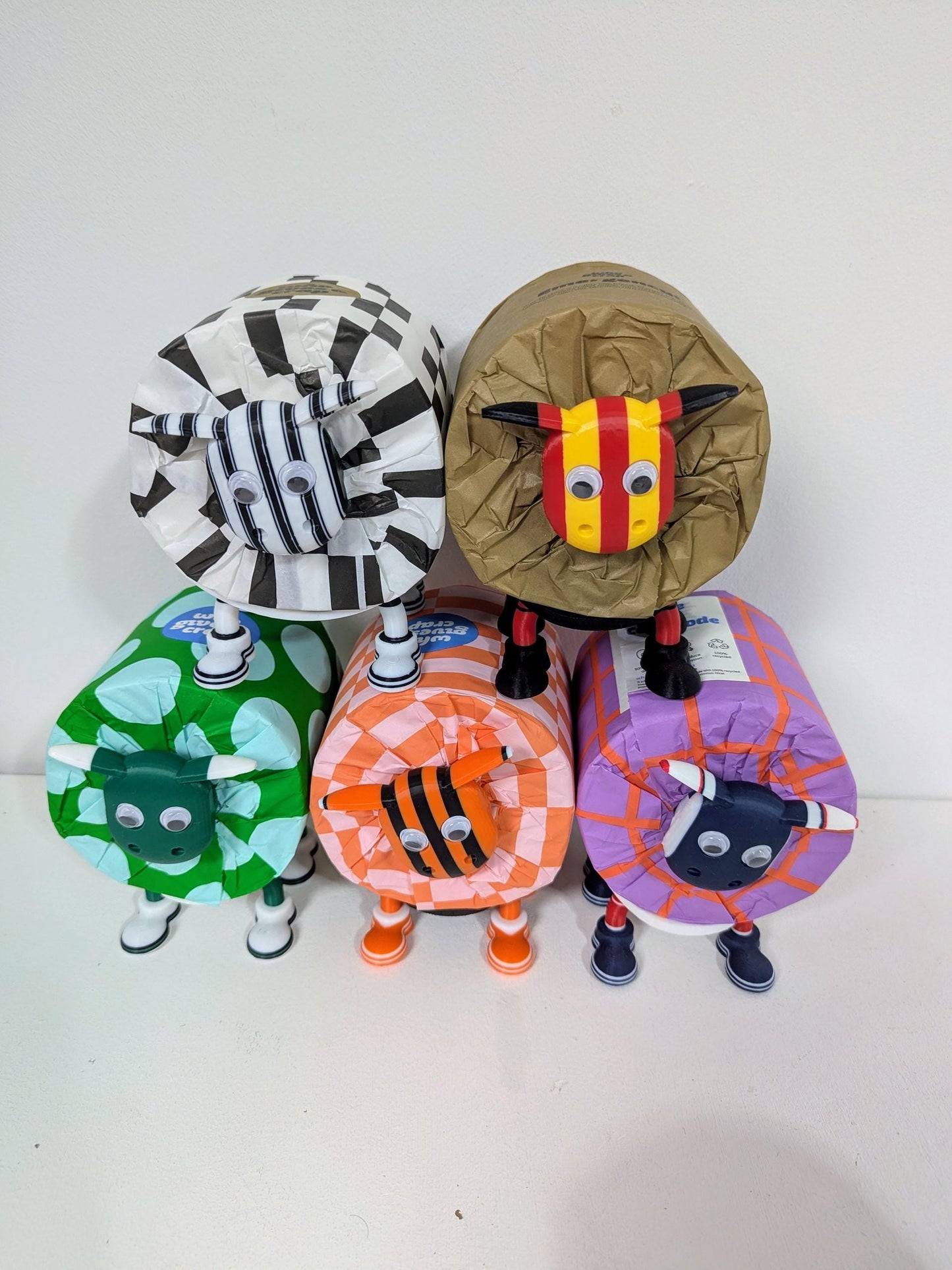 Dundee United Scottish Premier Sheep toilet roll holder. 2025 Home shirts with the Arabs customised football boots.