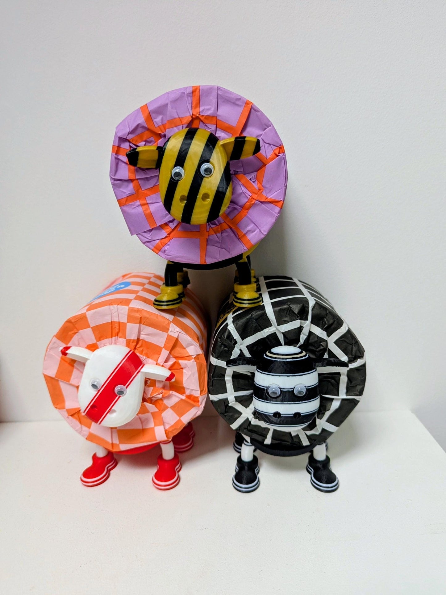 Castleford Tigers SuperSheep Toilet Roll Holder, Classy Cas Fan Bathroom Decor, West Yorkshire SuperLeague Rugby Supporters Present