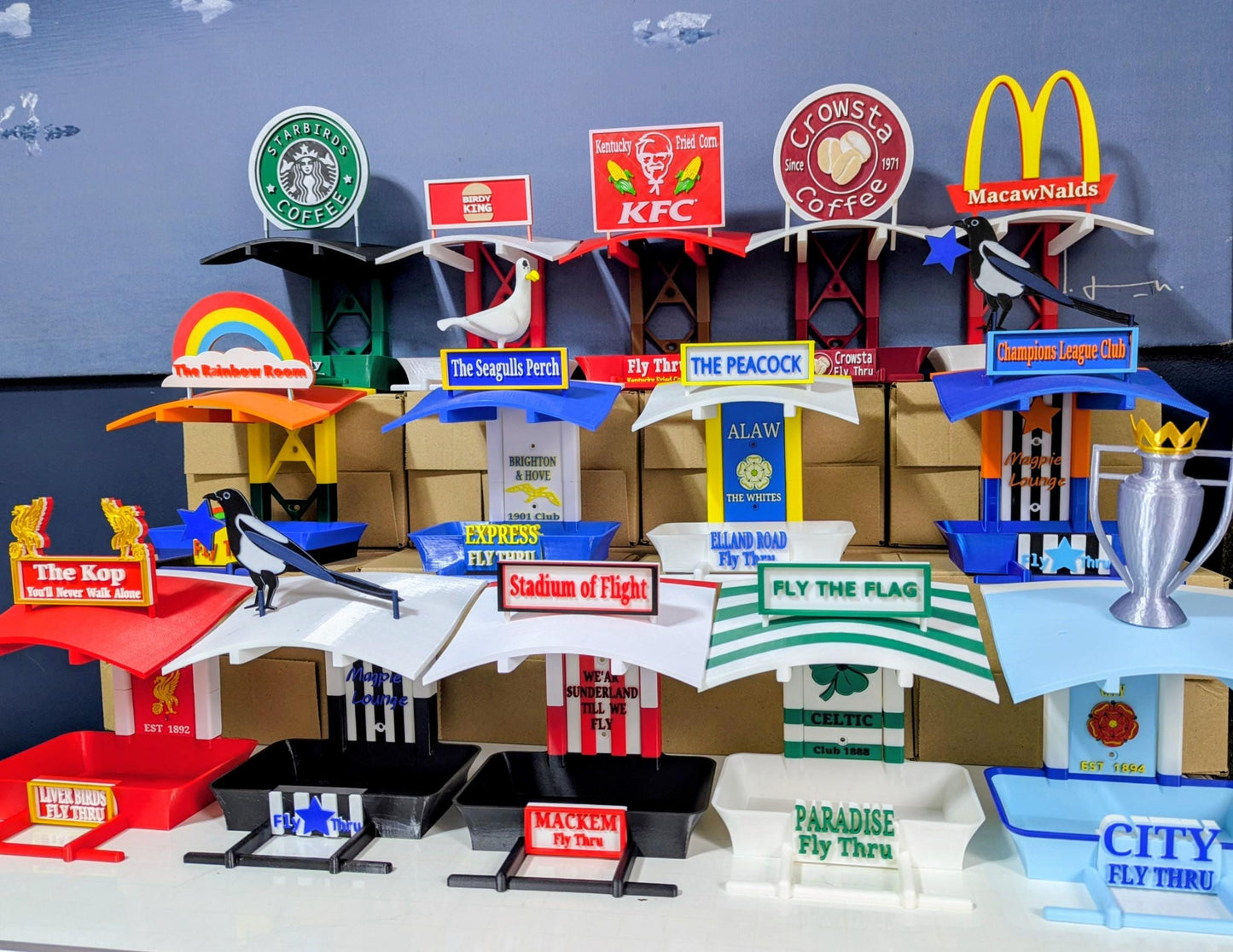 Arsenal fan Bird Feeder : Gunners Feeding Station - Quirky Garden Decor - Wild Bird seed tray - Gift for North London SoccerFan