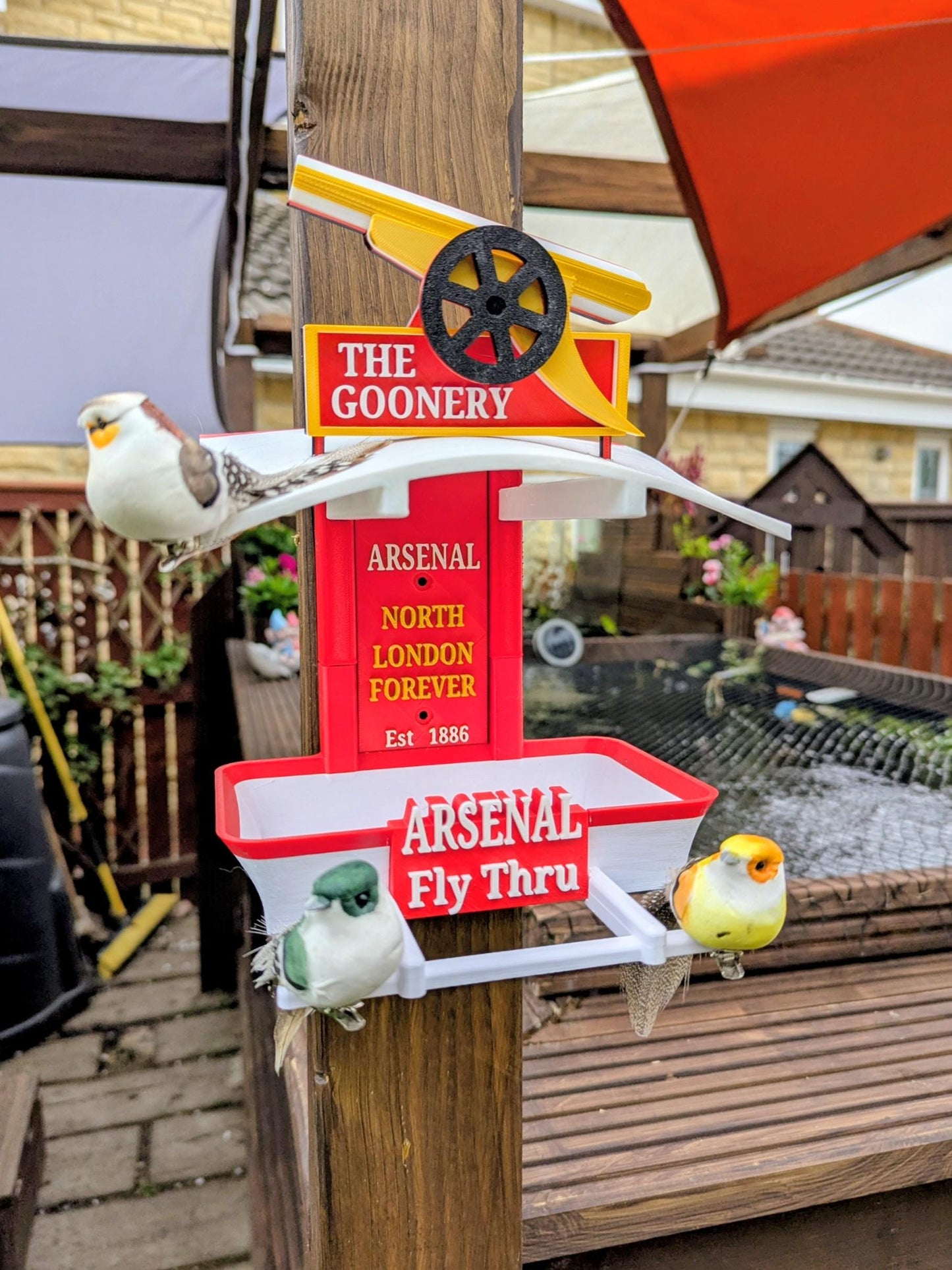 Arsenal fan Bird Feeder : Gunners Feeding Station - Quirky Garden Decor - Wild Bird seed tray - Gift for North London SoccerFan