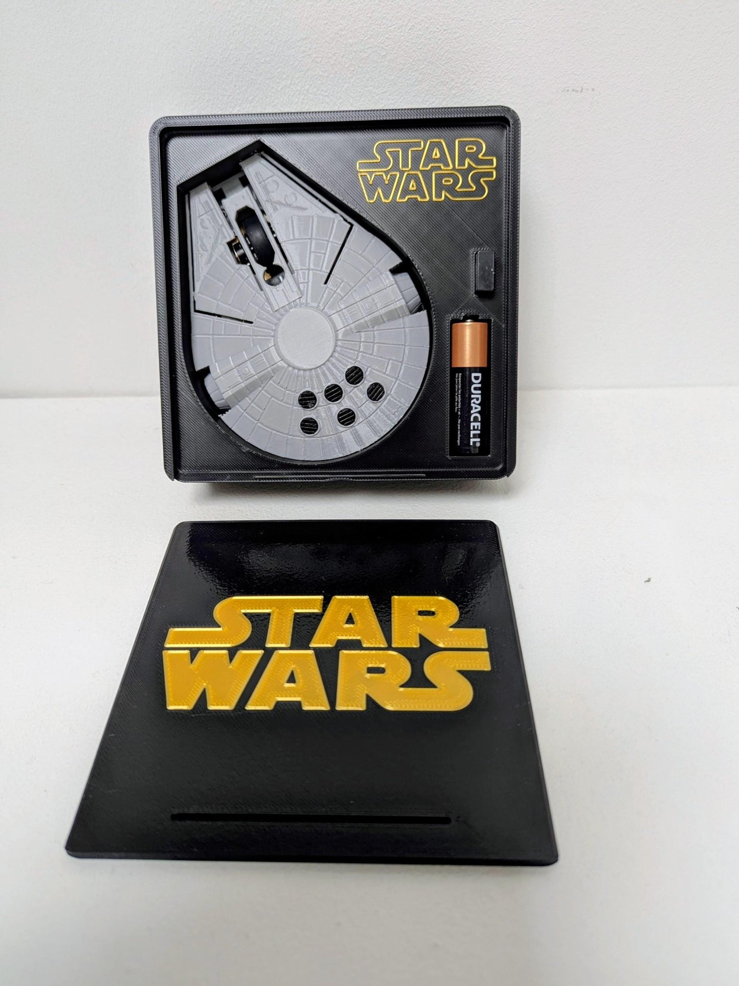 Millenium Falcon Wireless Mouse, with Optional S Wars display case. Great Sci fi galactic empire present