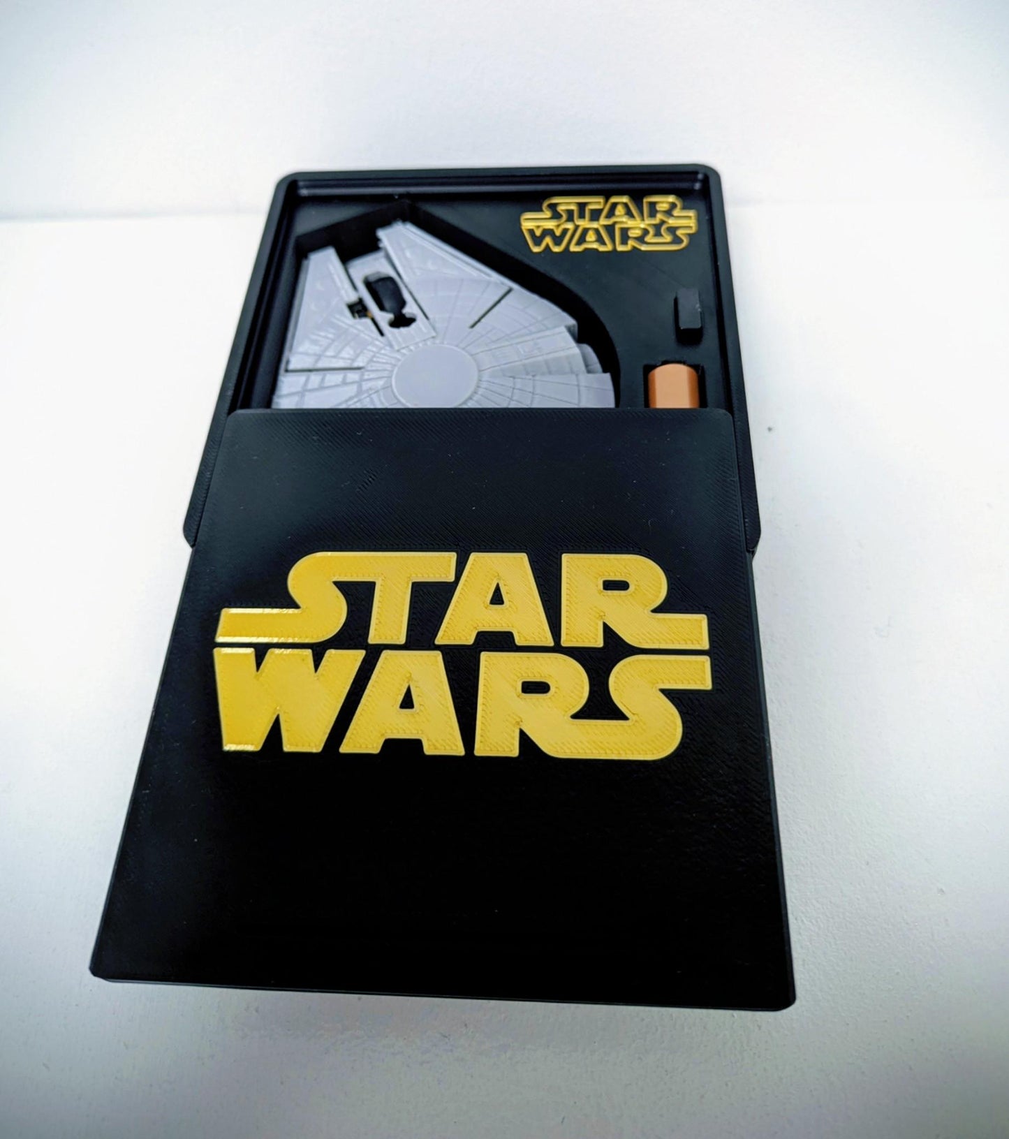 Millenium Falcon Wireless Mouse, with Optional S Wars display case. Great Sci fi galactic empire present