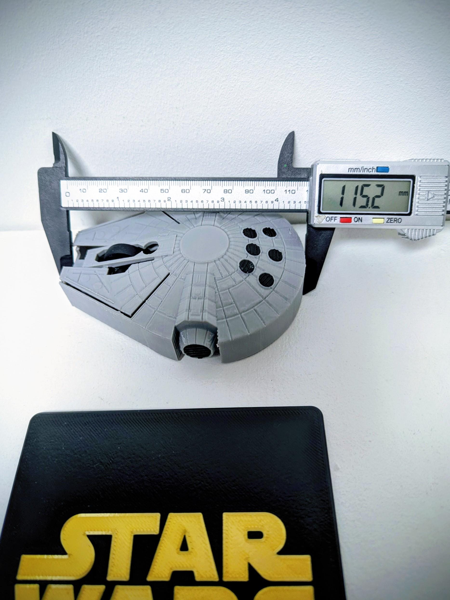 Millenium Falcon Wireless Mouse, with Optional S Wars display case. Great Sci fi galactic empire present