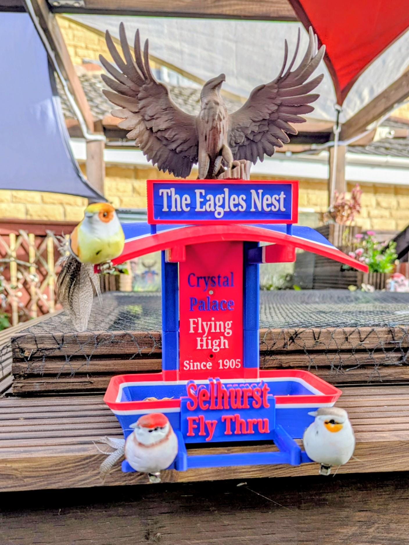 Crystal Palace Bird Feeder , The Eagles Nest, Selhurst Fly-Thru , Flying High Since 1905 Garden Gift for Palace Fans