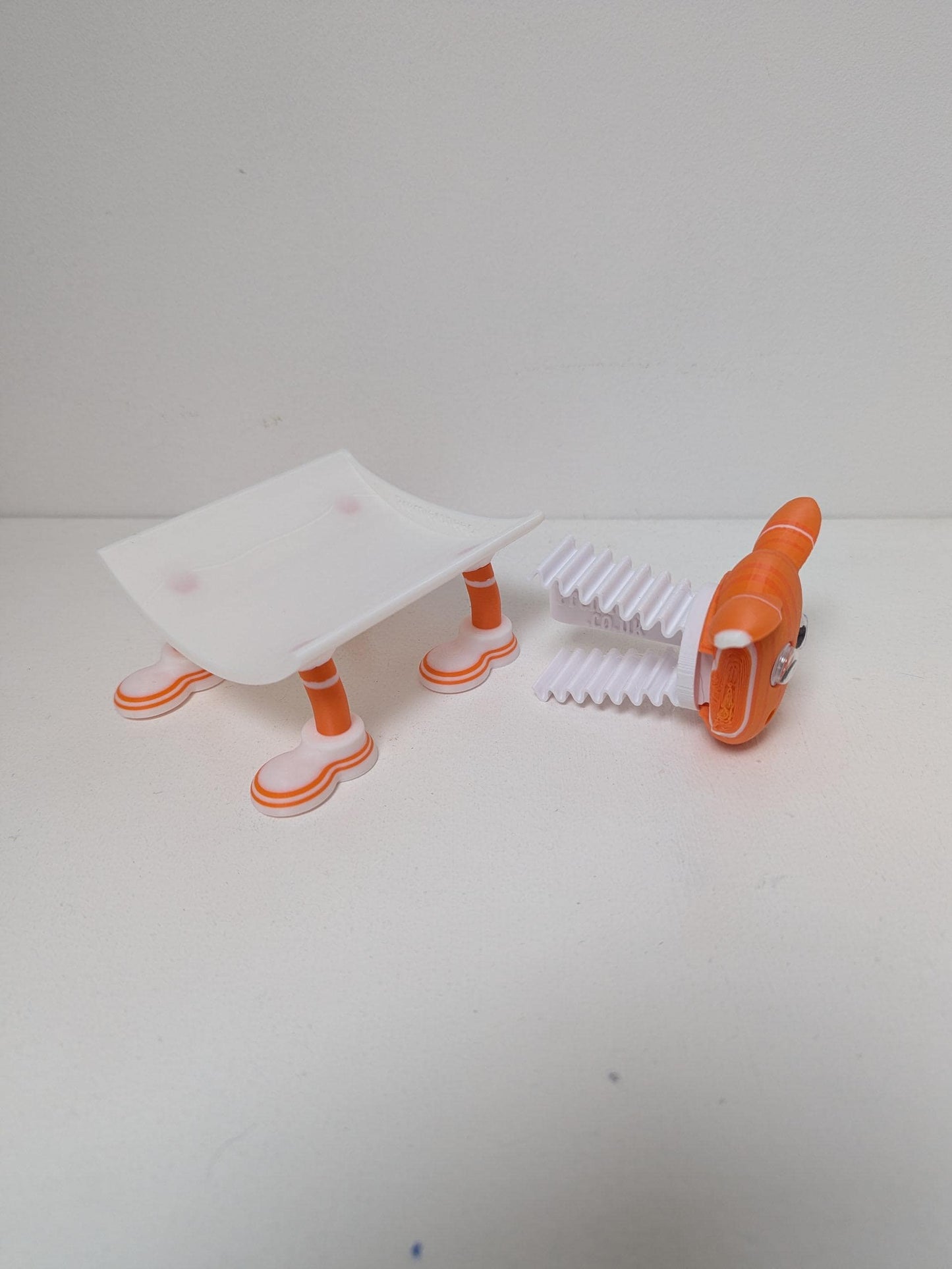 Blackpool toilet roll holder - Funny football gift for him or her, quirky bathroom decor novelty seasiders soccer fan present