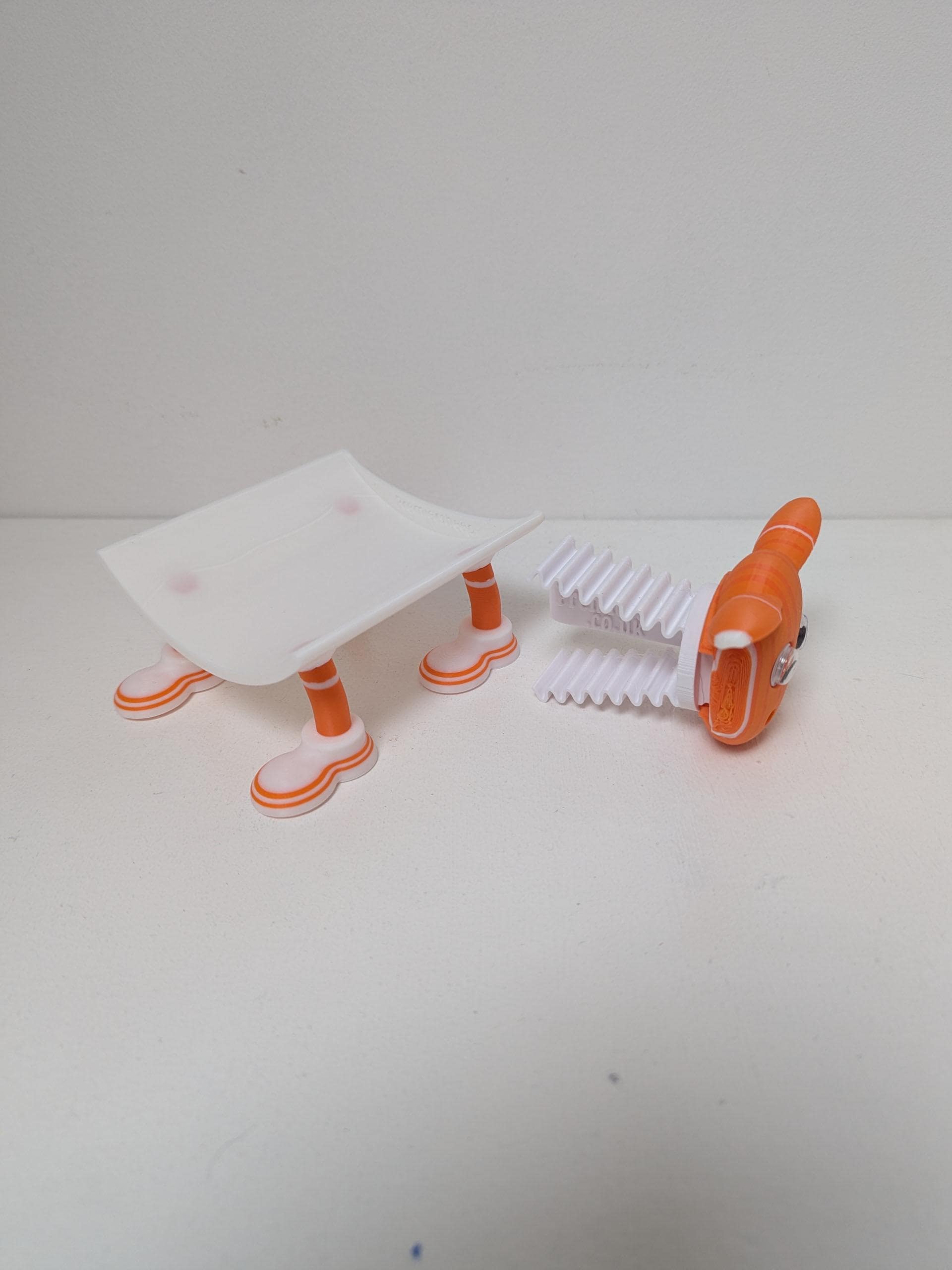 Blackpool toilet roll holder - Funny football gift for him or her, quirky bathroom decor novelty seasiders soccer fan present