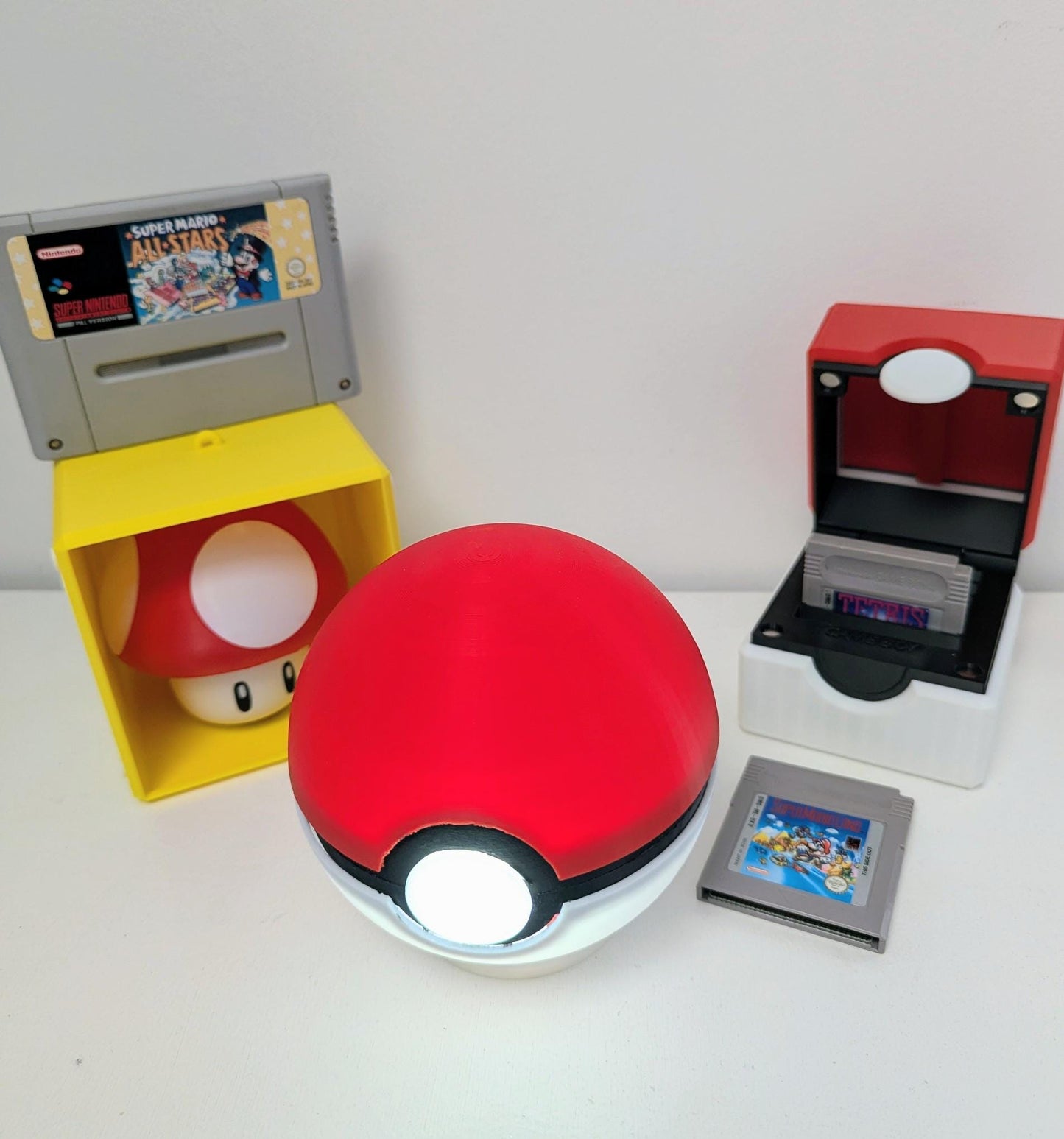 Large Pokeball Night Light – USB Powered 1 watt , for Pokemon Fans - Chaddyverse