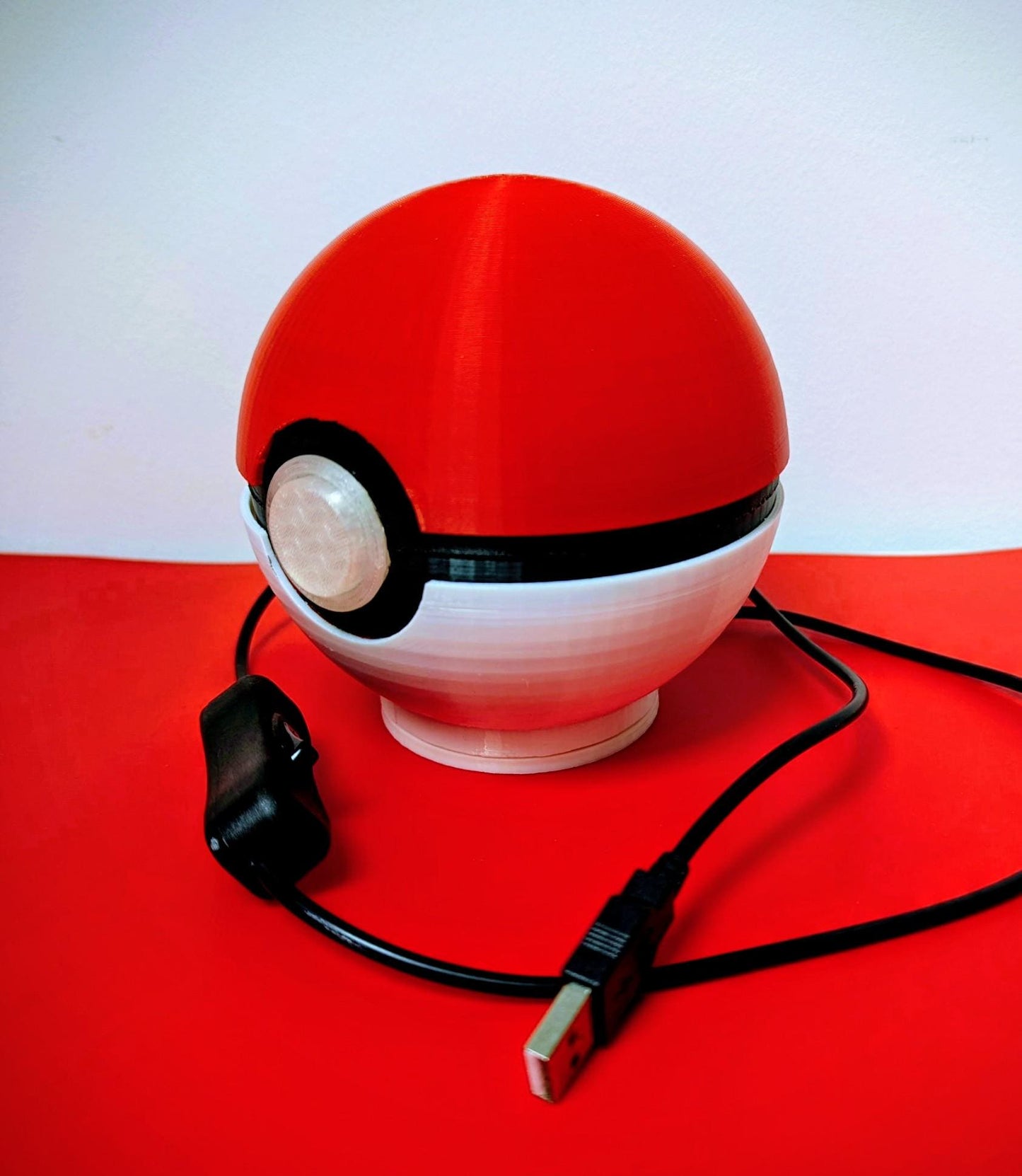 Large Pokeball Night Light – USB Powered 1 watt , for Pokemon Fans - Chaddyverse