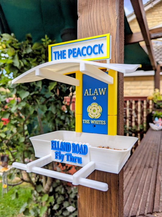 Leeds United Bird Feeding Station - The whites football themed Garden Decor - Wild Bird Food Feeder - Gift for yorkshire football fan - Chaddyverse