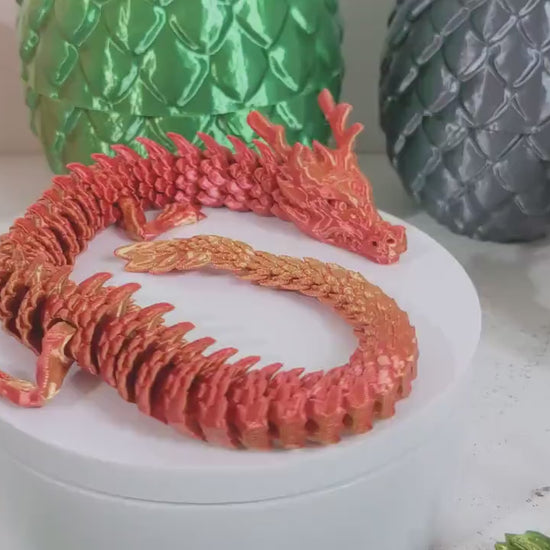 Articulated Crystal slinky  Dragon 3d printed  horned fidget toy. Three sizes with or without egg. UK made top quality.